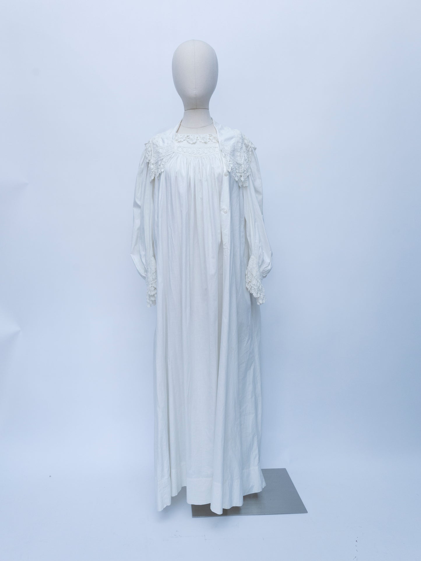 Clara | Nightgown
