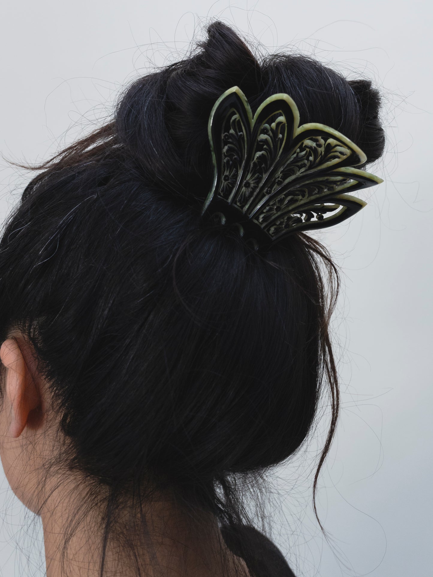 Daisy | Bakelite Hair Comb