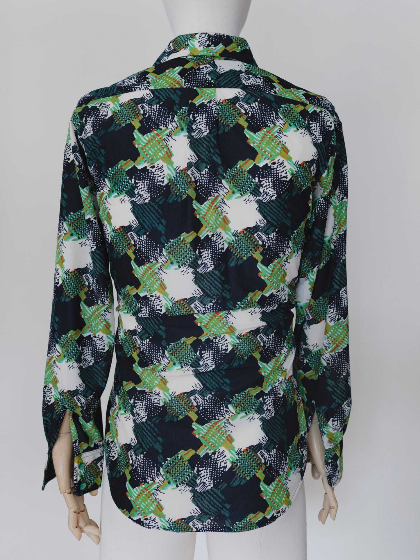 Groovy Green | Shirt
