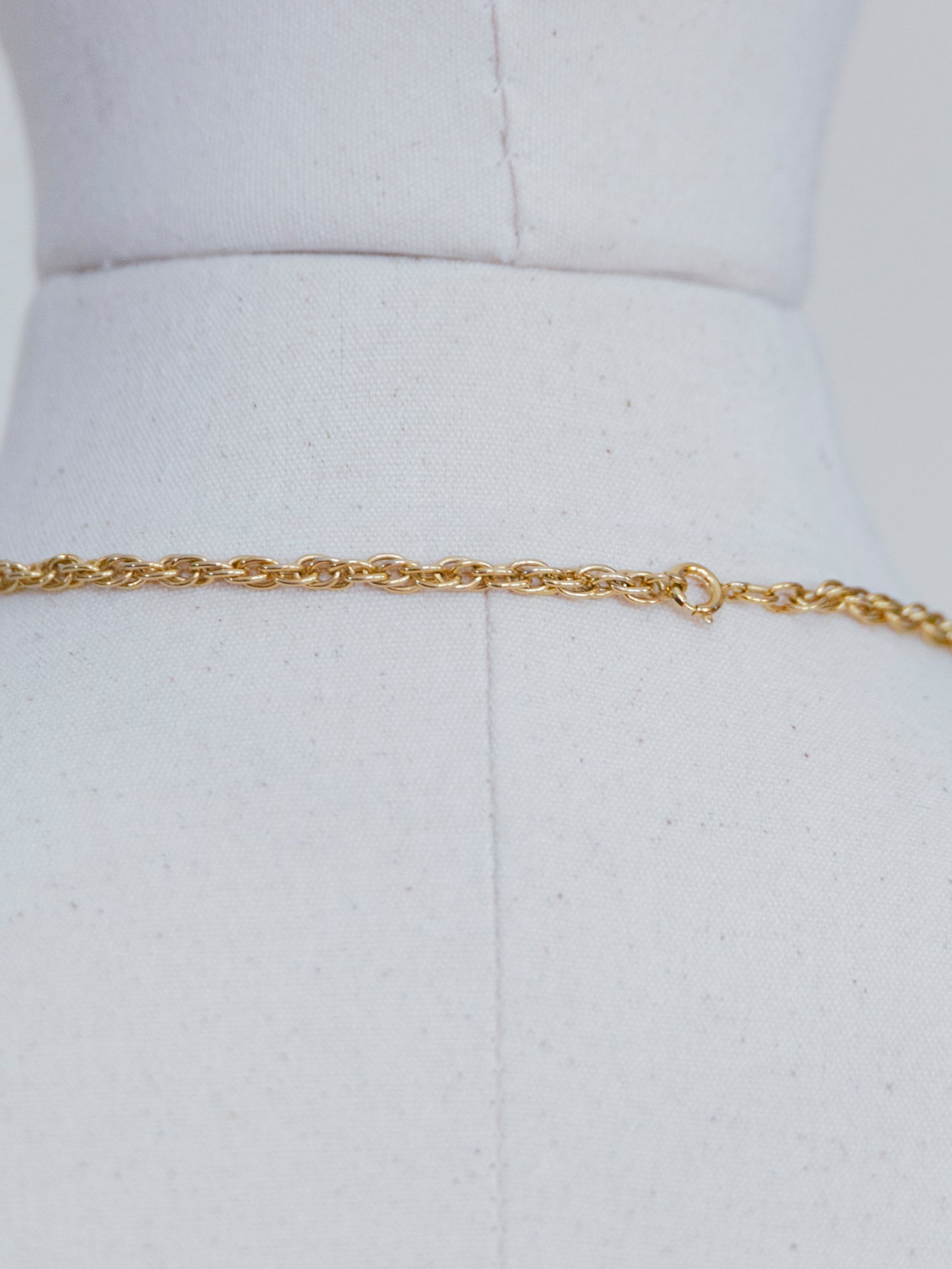 Cathrine Locket | Necklace