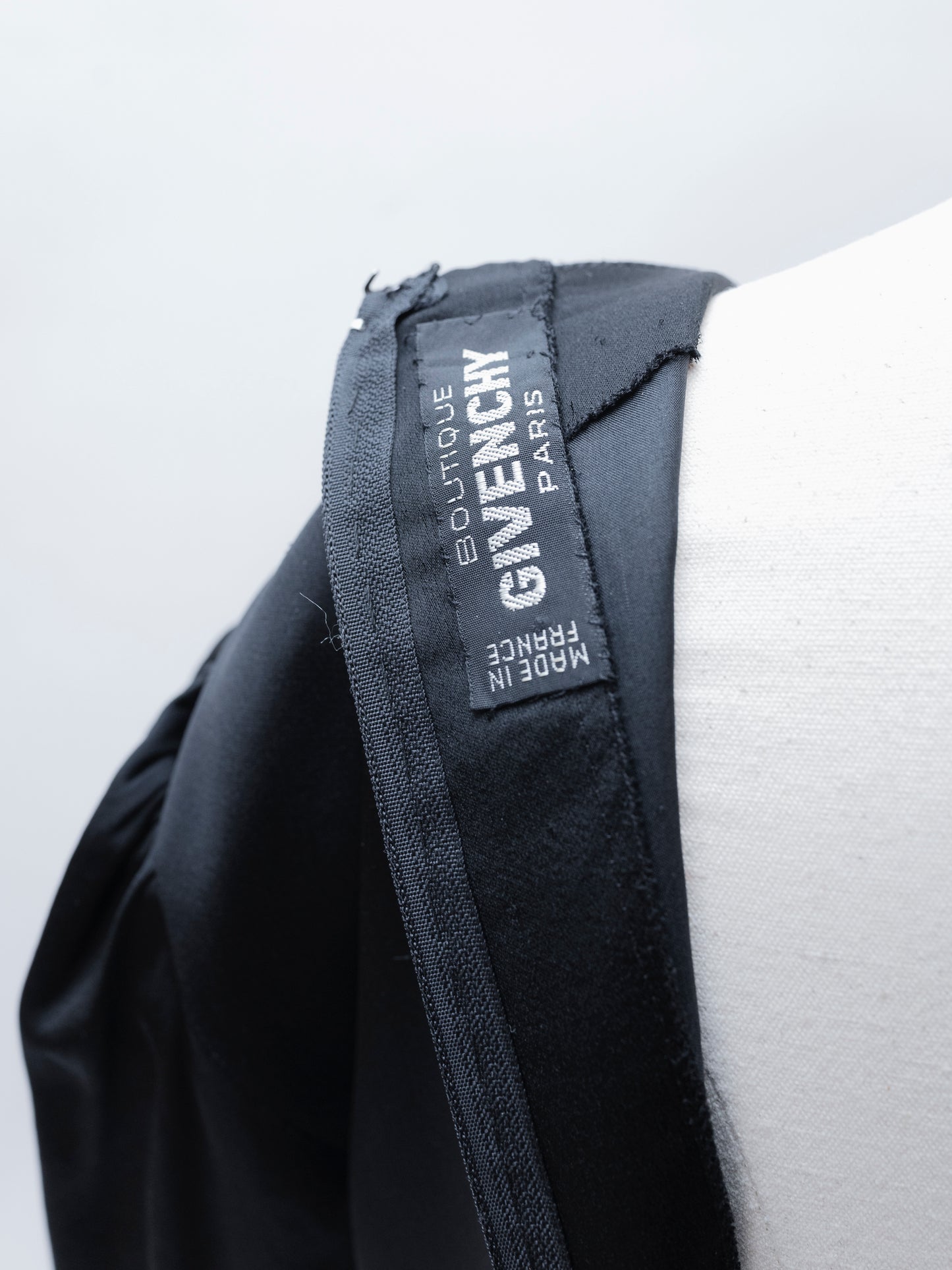 Givenchy Noir | Gown