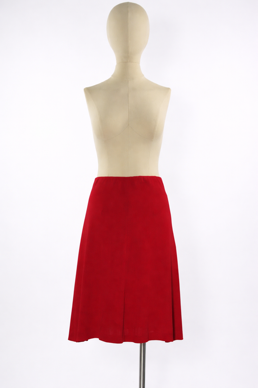 Falda acampanada roja de Salvatore Ferragamo