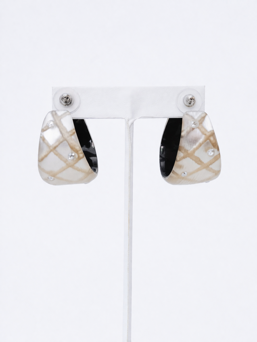Pendientes de aro gruesos color champán de Alexis Bittar | Pendientes