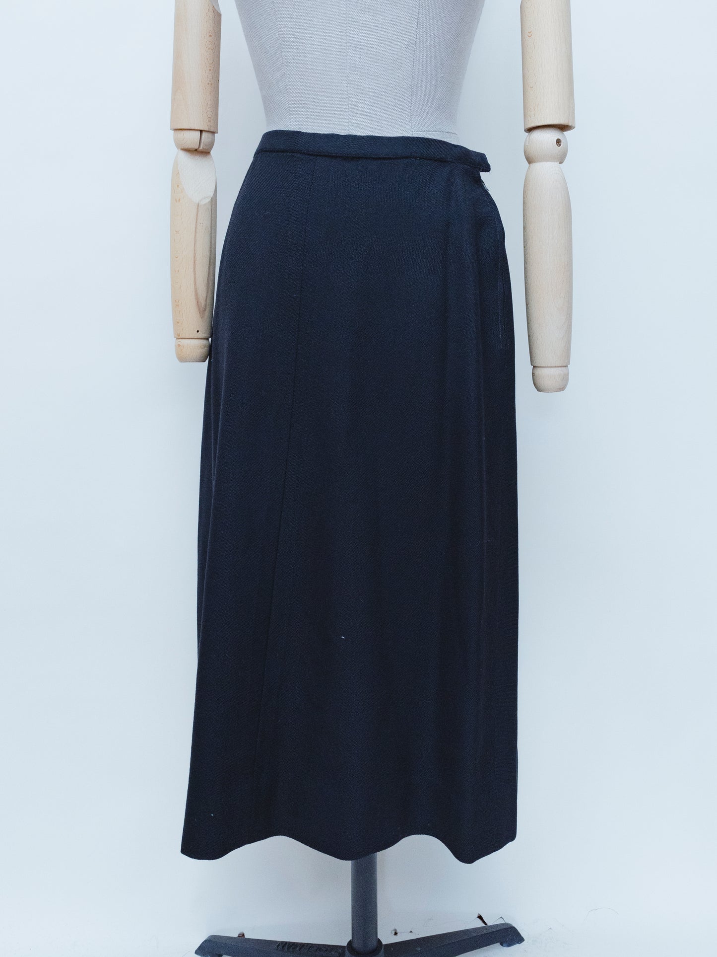 Raven | Skirt Suit