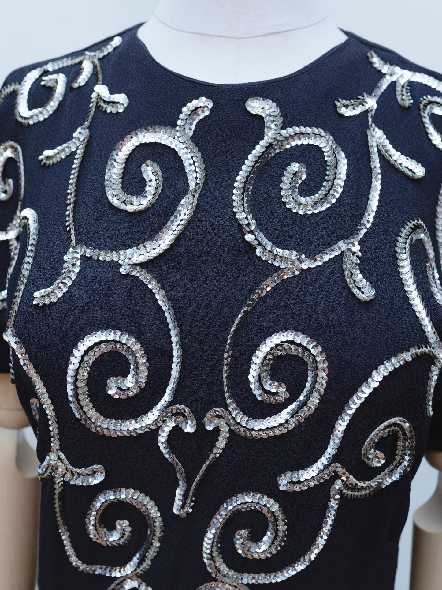 (¿REPARANDO? NO LO PUEDO ENCONTRAR) Años 30 | Vestido