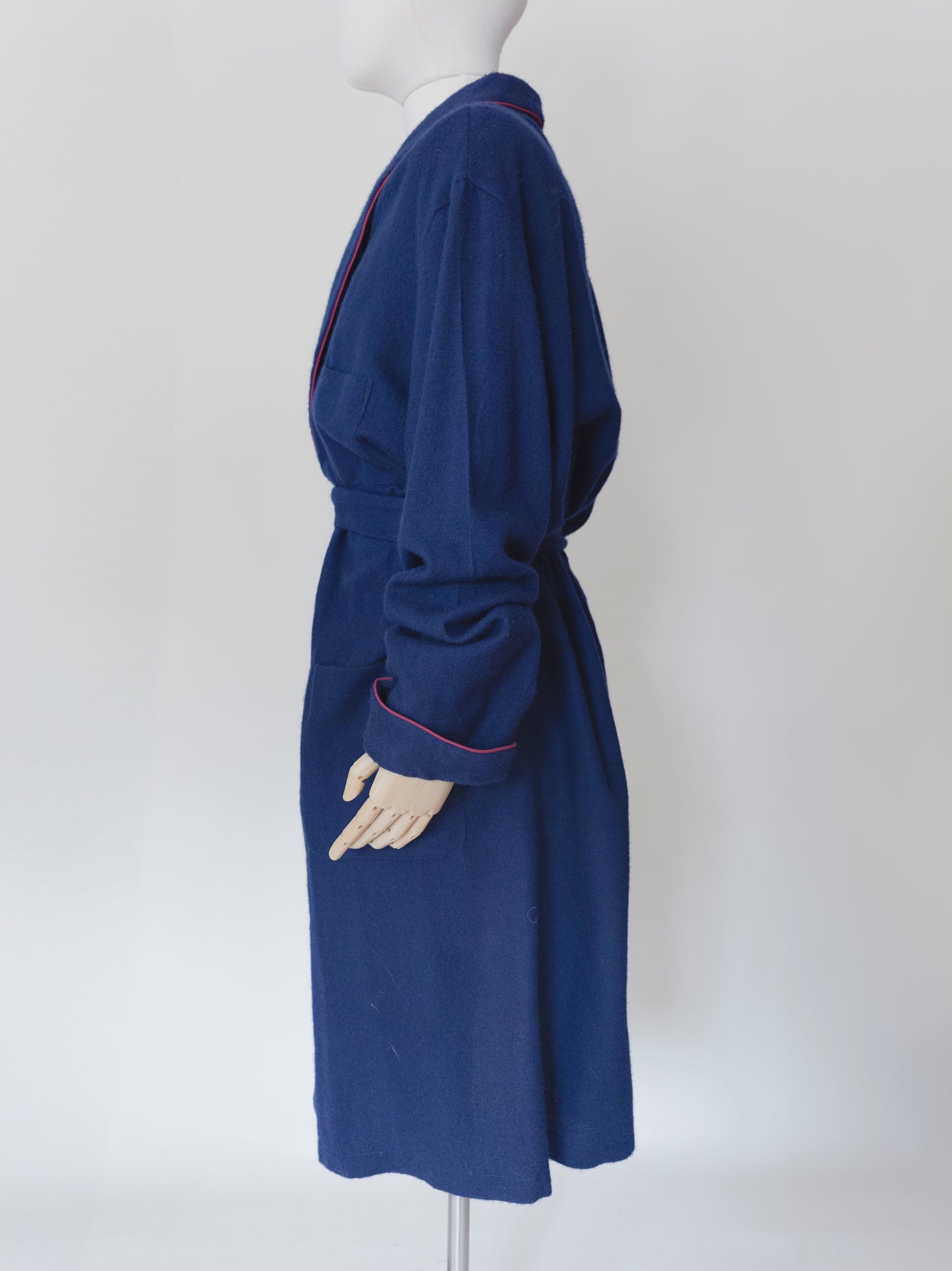 B. Altman & Co. | Robe
