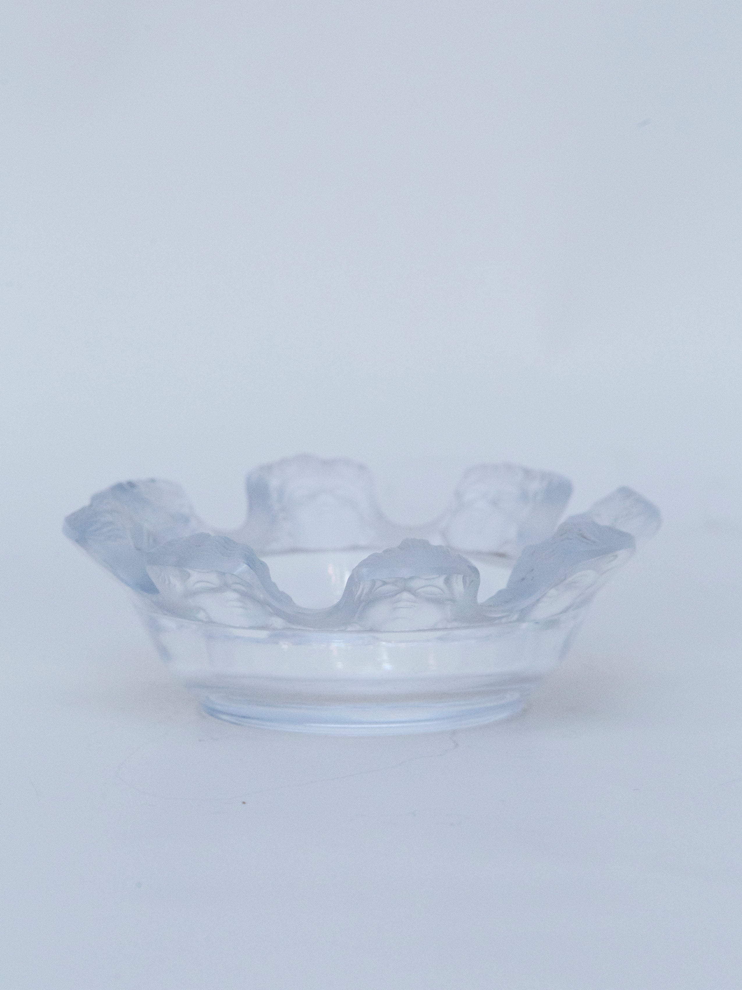 ルネラリック サンニコラス Saint Nicolas by Lalique | Glass – Revival Vintage Boutique