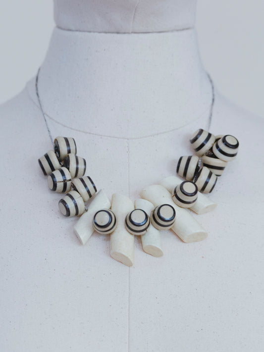 Eva Bakelite Button | Necklace