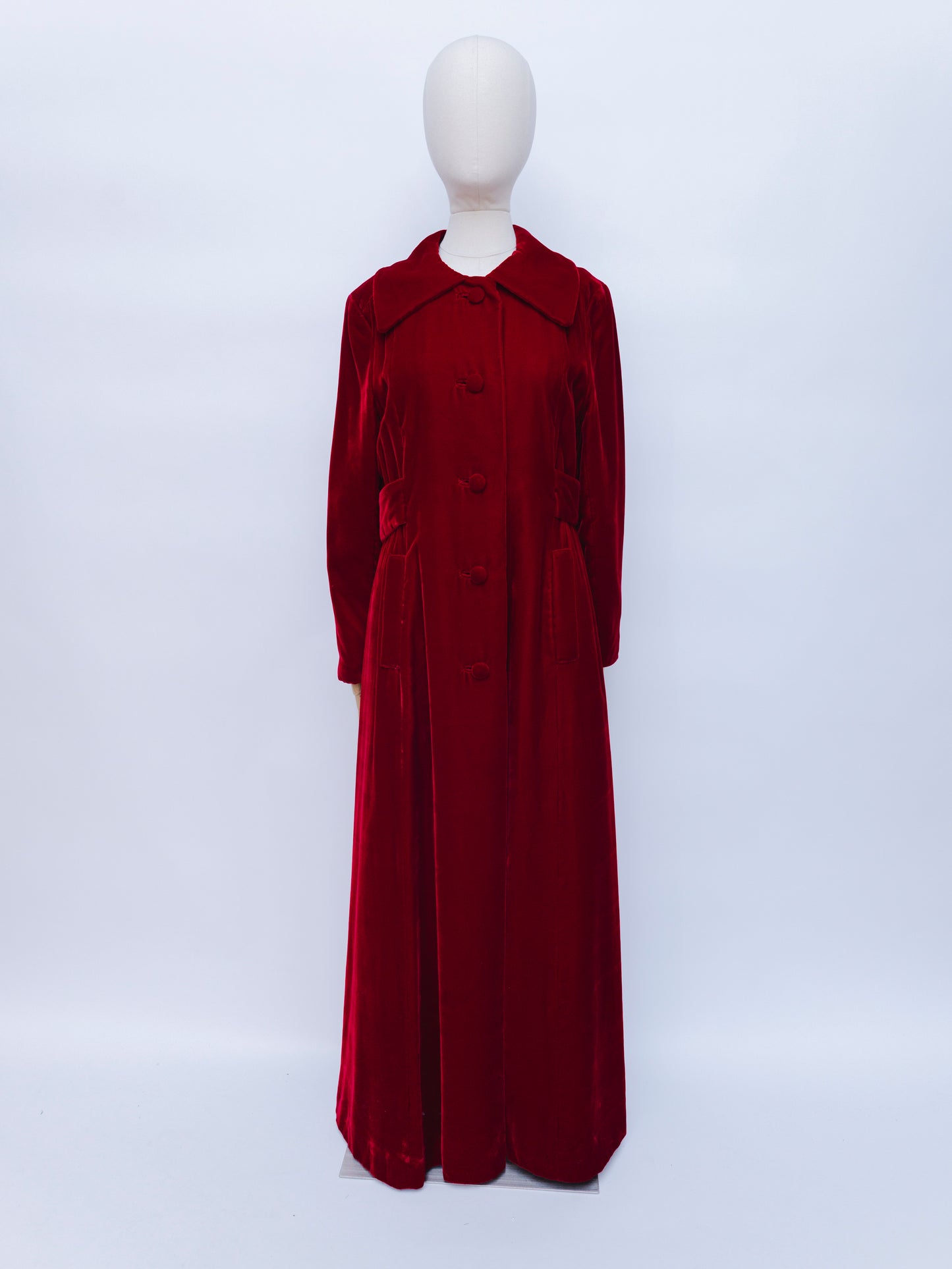 Victoria | Opera Coat - Robe