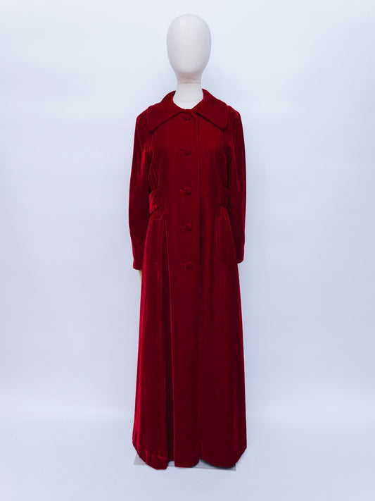 Victoria | Opera Coat - Robe