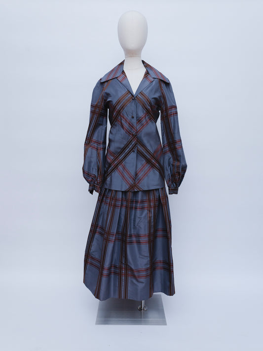 Iris | Traje de falda