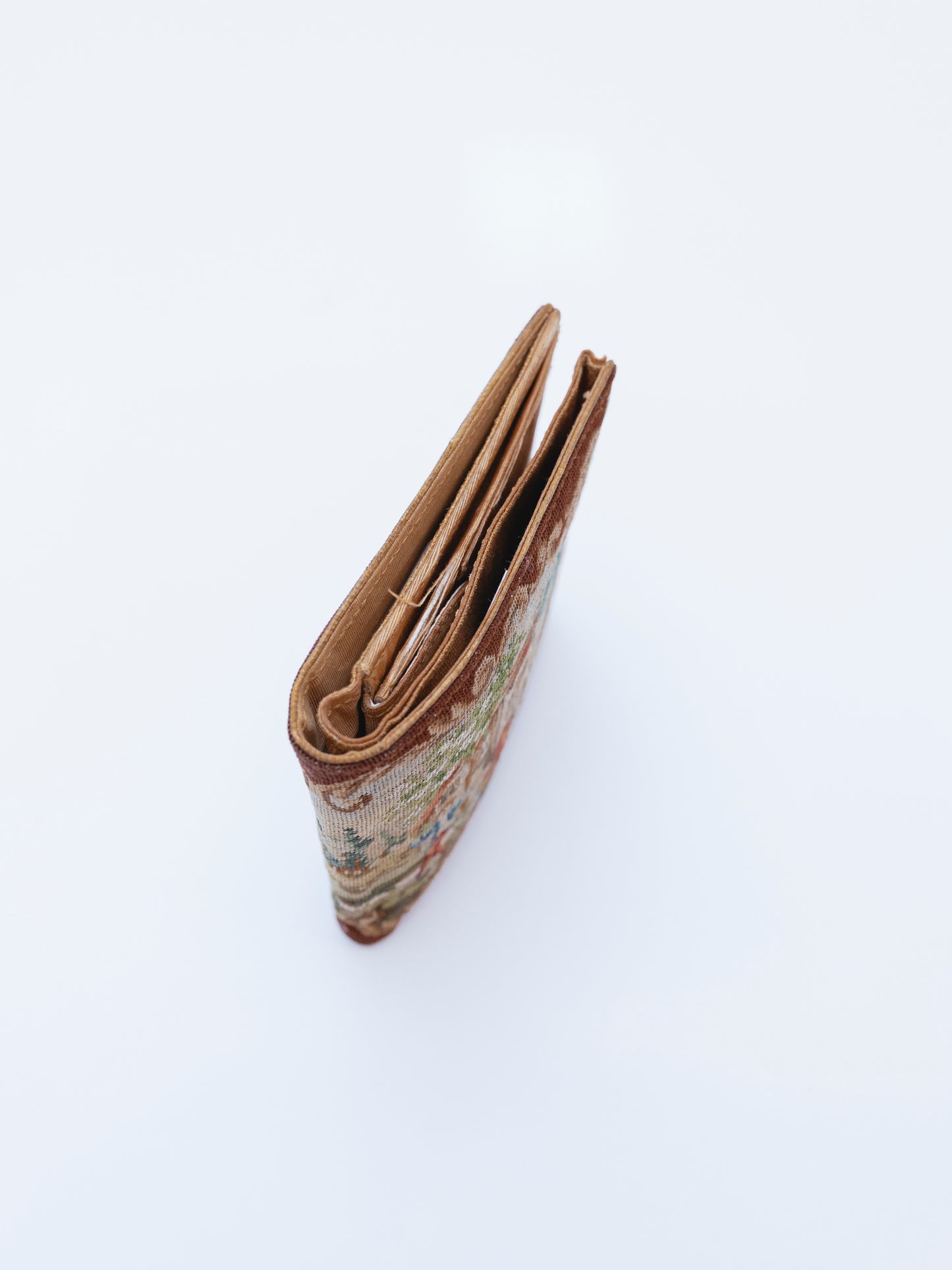 Versailles Petit Point | Bi Fold Wallet