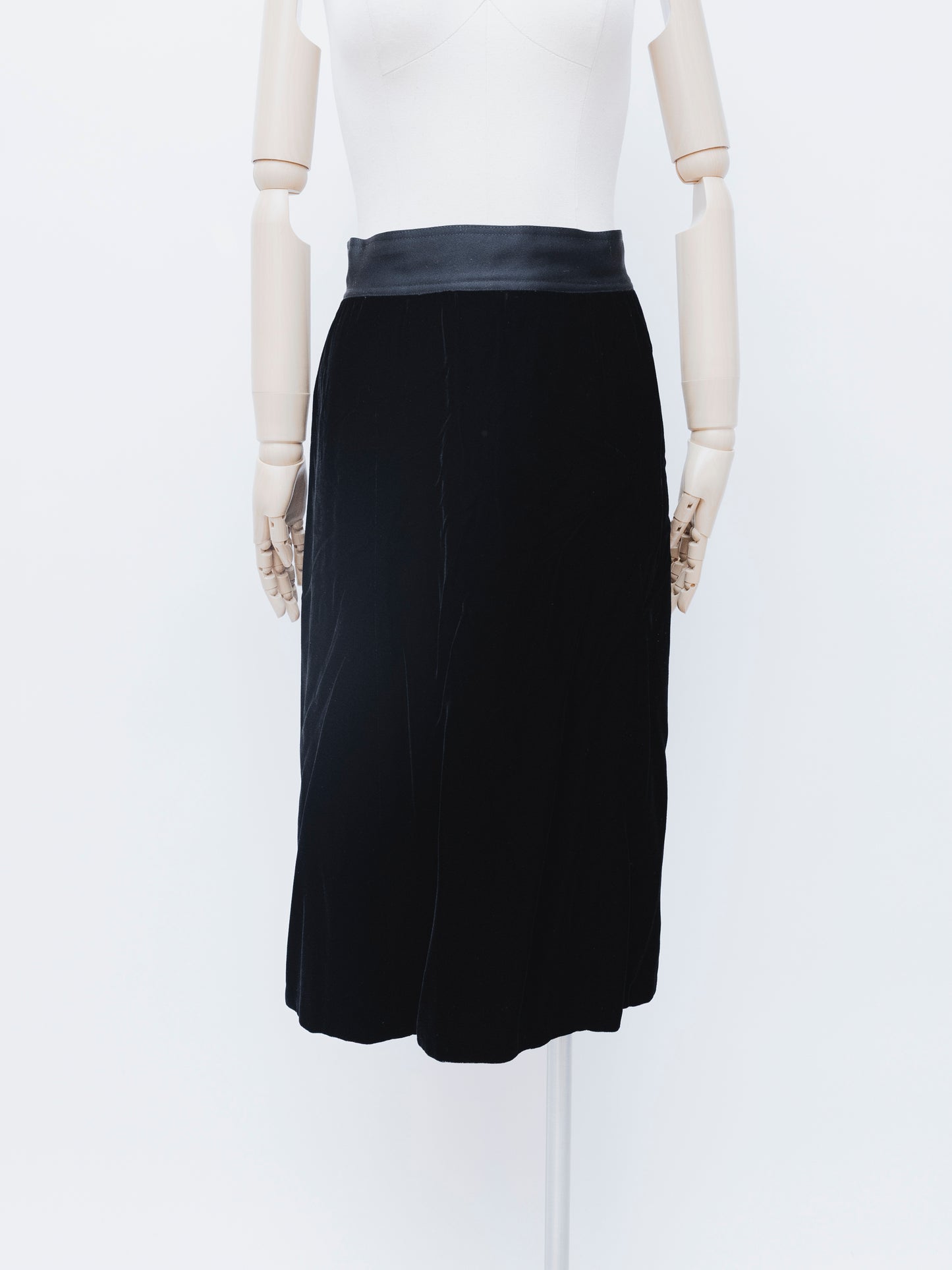 Miss O by Oscar De La Renta | Set