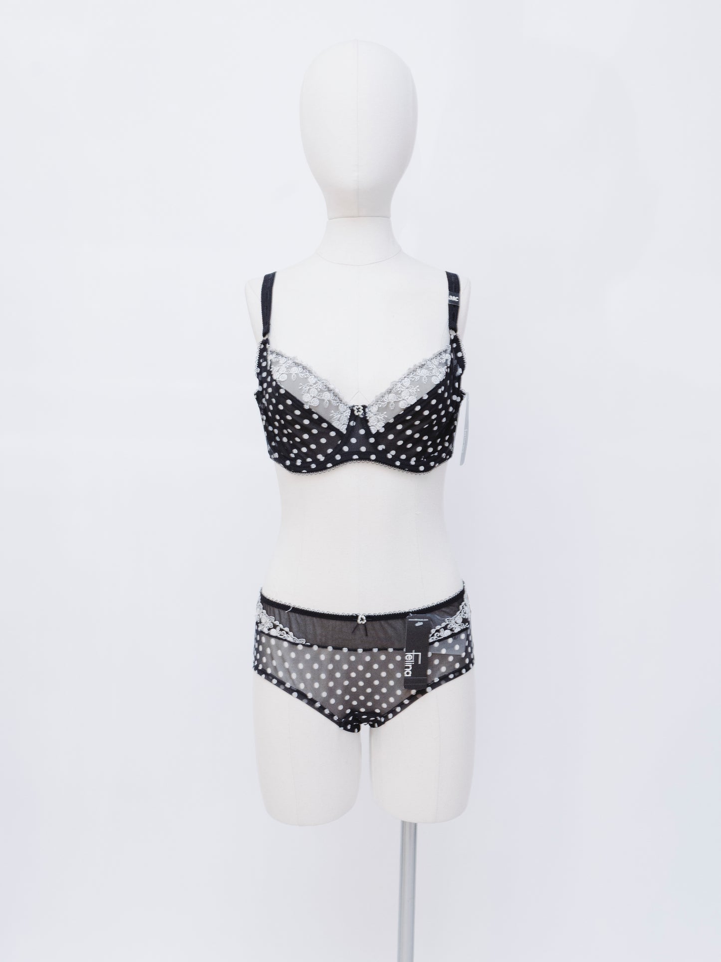 Felina Dots | Conjunto de sujetador y pantalón corto