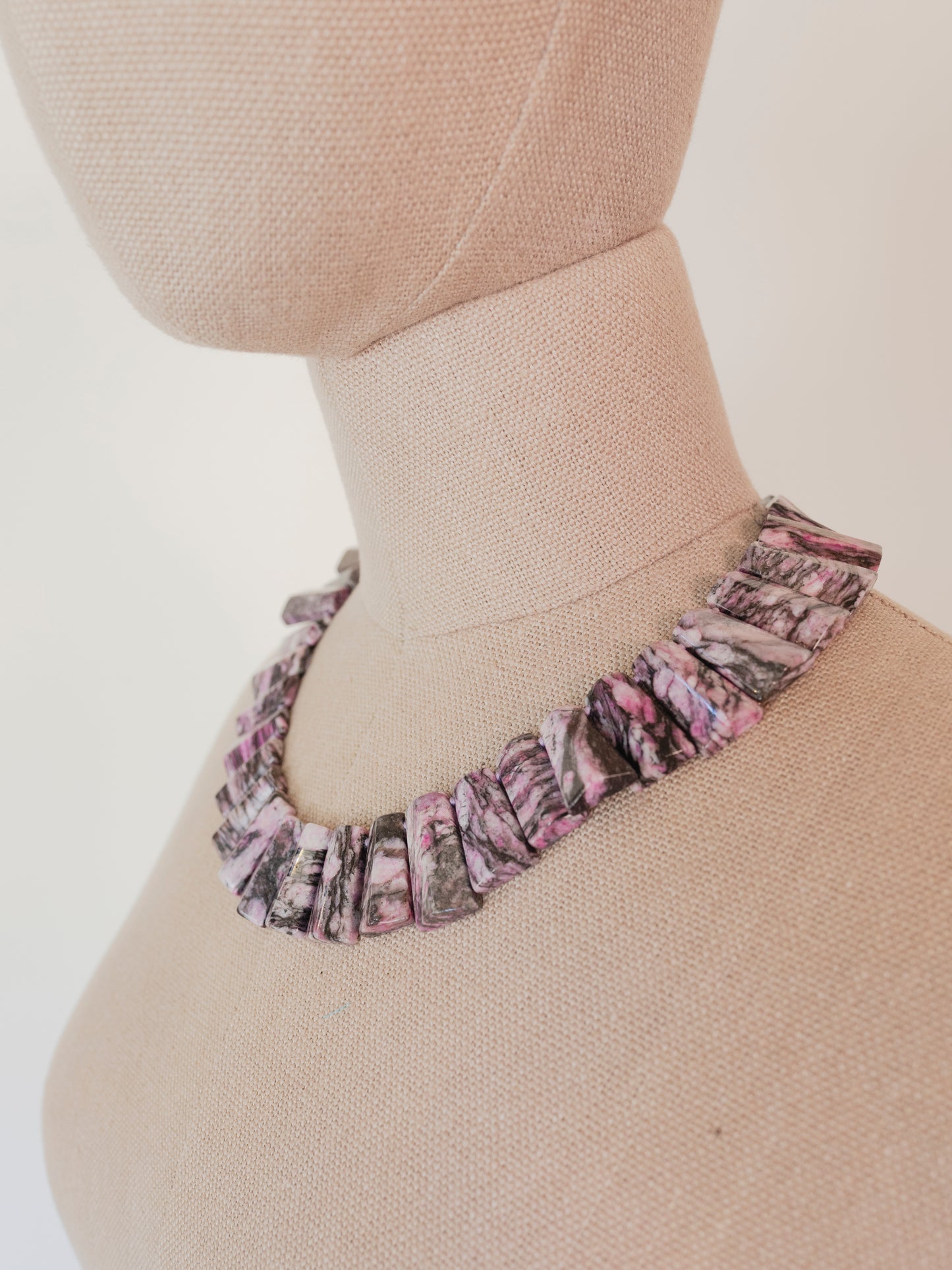 Gema Necklace